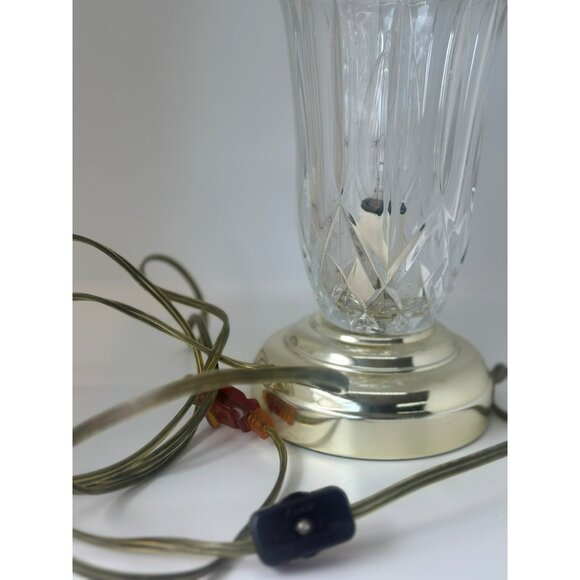 Vintage 1980s Heyco 8.25" Diamond Cut Glass Lamp Clear & Gold Retro Table Decor - Picture 3 of 8